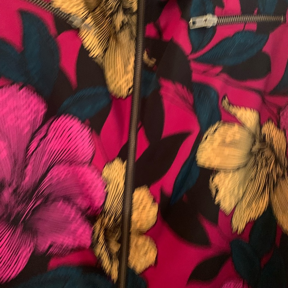SOLD❌Beautiful Floral tribal Skirt - Picture 4 of 6